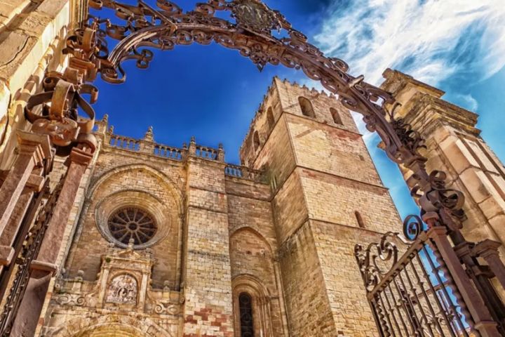 Pueblos Negros, Sigüenza y Pastrana