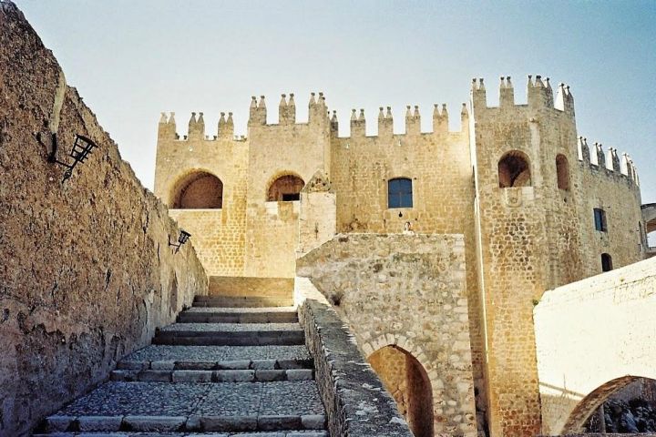 Castril - PUENTE DE MAYO 