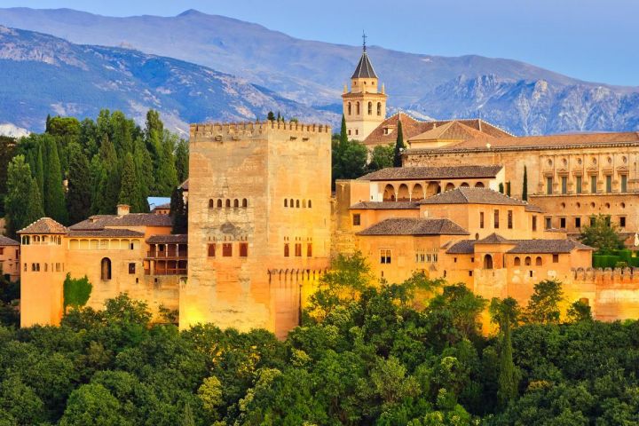 Guadix - Loja - Setenil - Rute - Granada